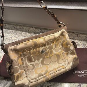 Coach Y2K Vintage Logo Shoulder Bag